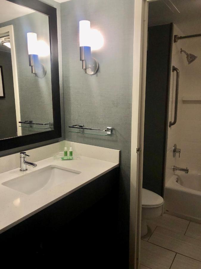 Holiday Inn Youngstown-South - Boardman By Ihg Екстер'єр фото