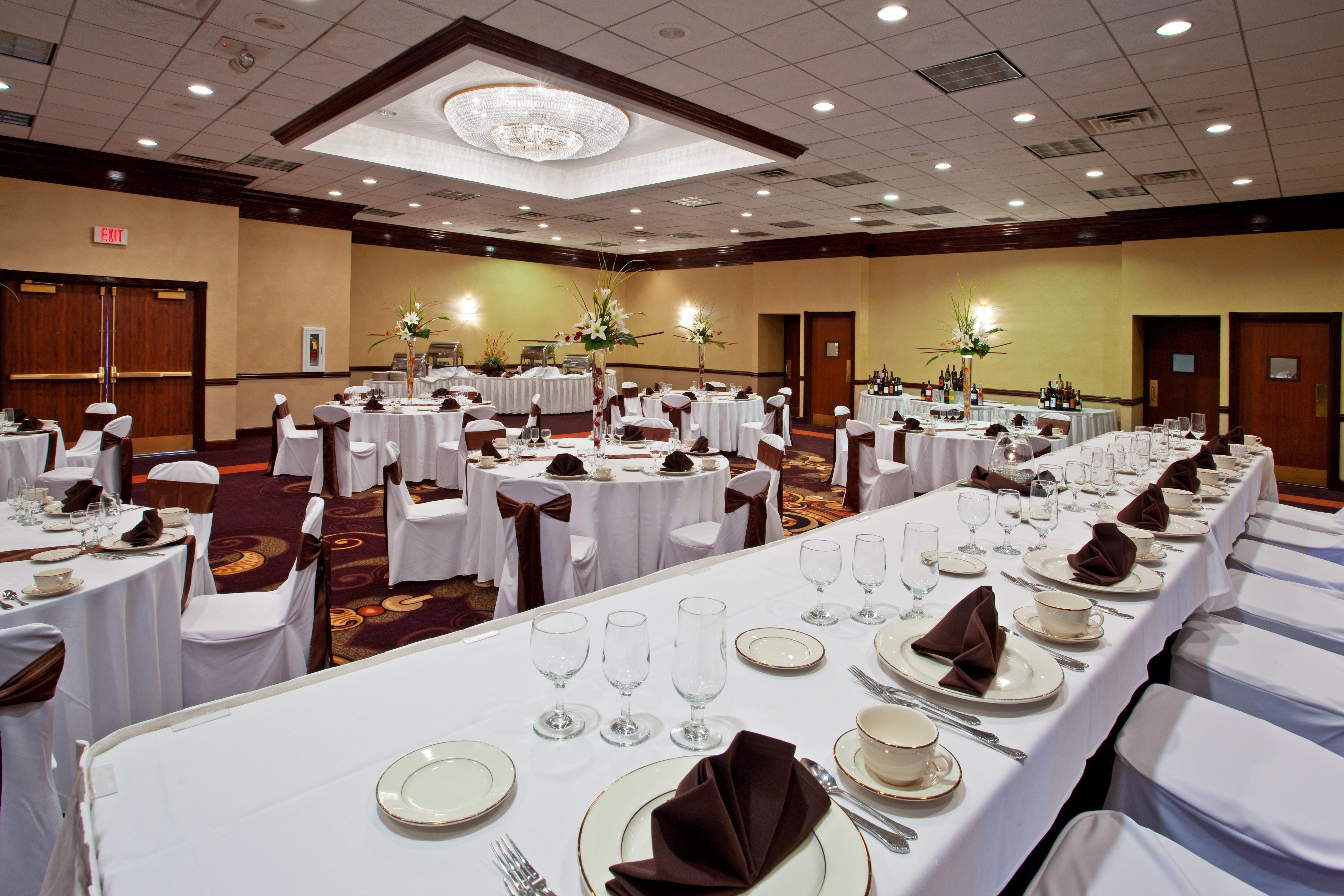Holiday Inn Youngstown-South - Boardman By Ihg Екстер'єр фото